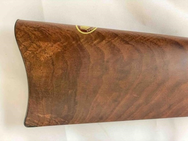 john-wayne-commemorative-winchester-rifle-image-10