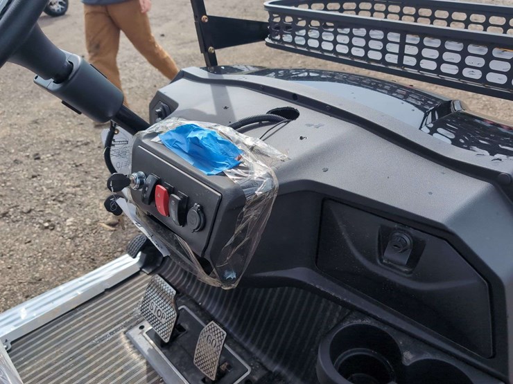 sdlgc100---6-seater-golf-cart-assembled---black-image-9