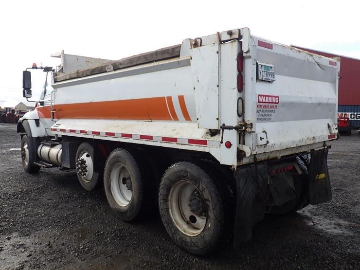 2007-international-7600-image-7