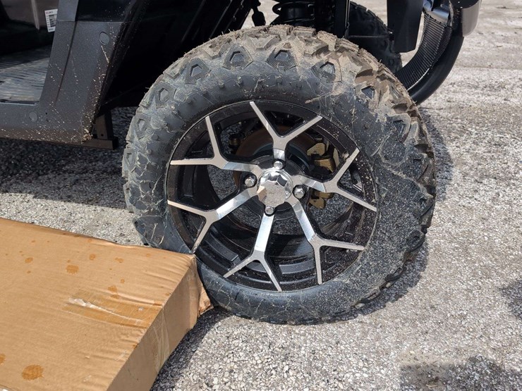 sdlgc100---6-seater-golf-cart-assembled---black-image-12