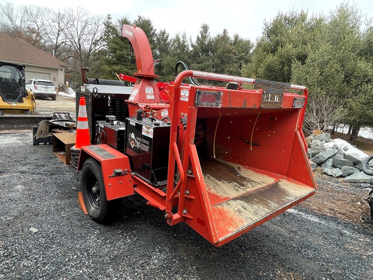 #1008-•-eeger-beever-model-1215-wood-chipper-(fall-creek,-wi)-image-7