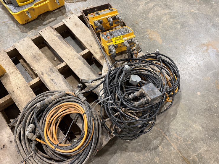 #37049-•-**-spectra-precision-twin-laser-plane-w/control-system-image-1