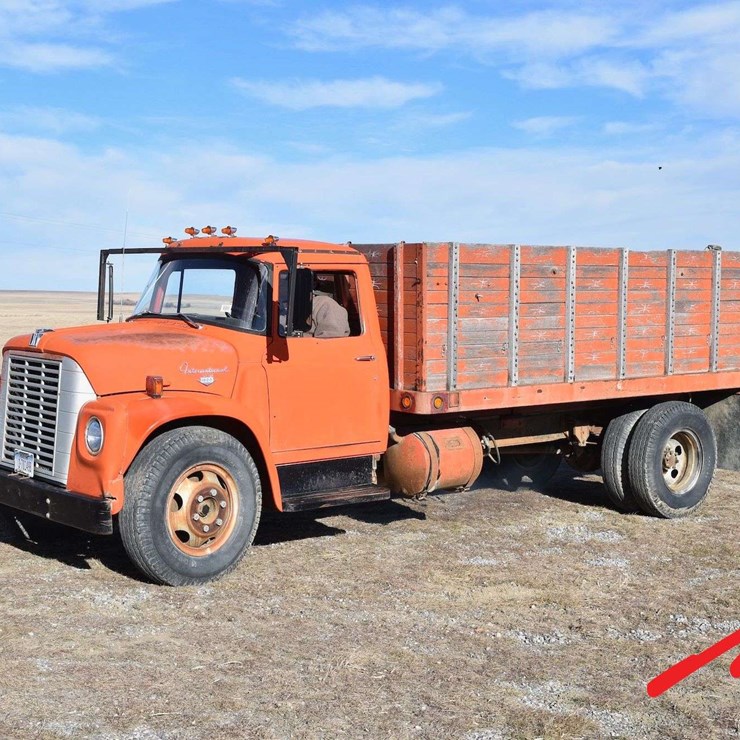 1971 INTERNATIONAL LOADSTAR