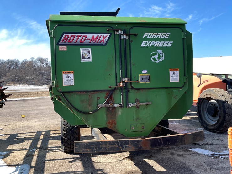 #1014-•-roto-mix-forage-express-image-3