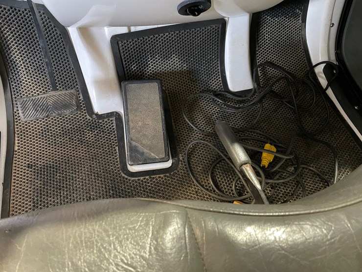 #1026-•-2003-gem-e825-electric-golf-cart-(independence,-wi)-image-20