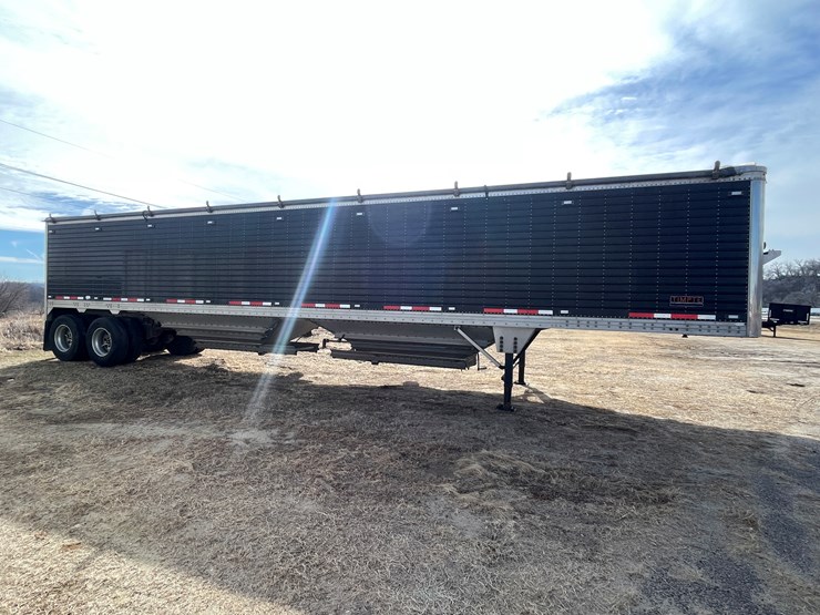 2016-timpte-42'-hopper-image-4