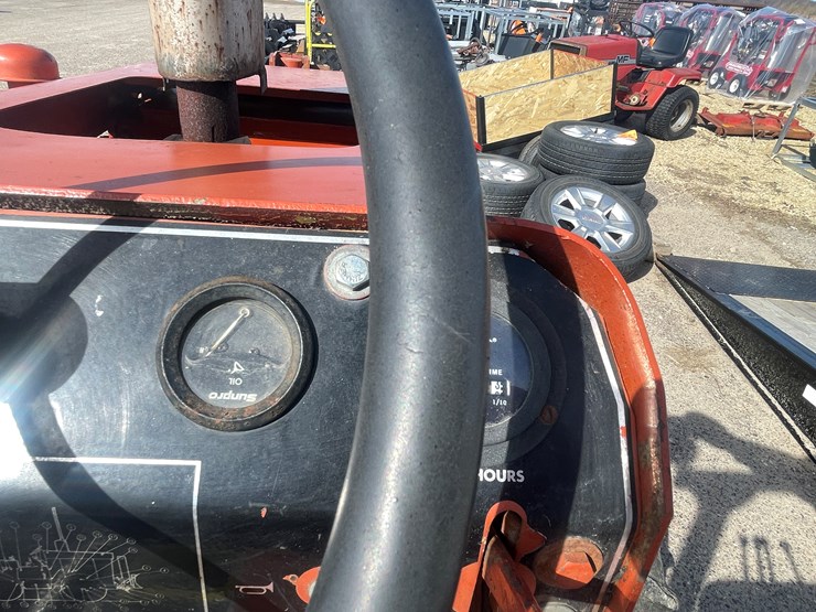 1975-ditch-witch-r40-image-25