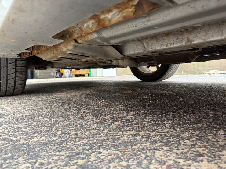 #1021-•-2014-chevy-impala-ltz-limited-(eau-claire,-wi)-(has-wi-title)-image-31