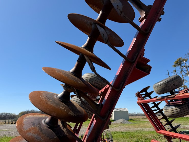 case-ih-3900dh-image-24