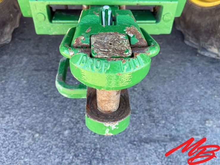 2023-john-deere-8r-340-image-8