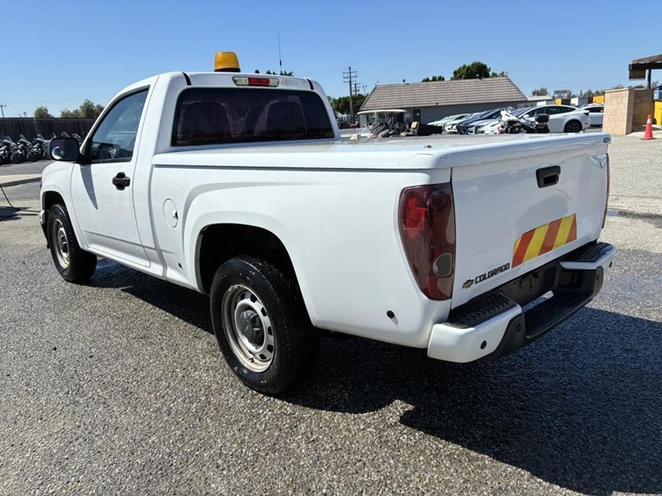 2011-chevrolet-colorado-image-4