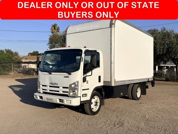 2013-isuzu-nrr-image-1