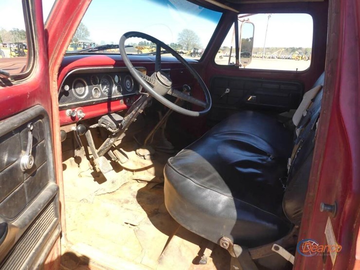 1972-ford-f600-image-7