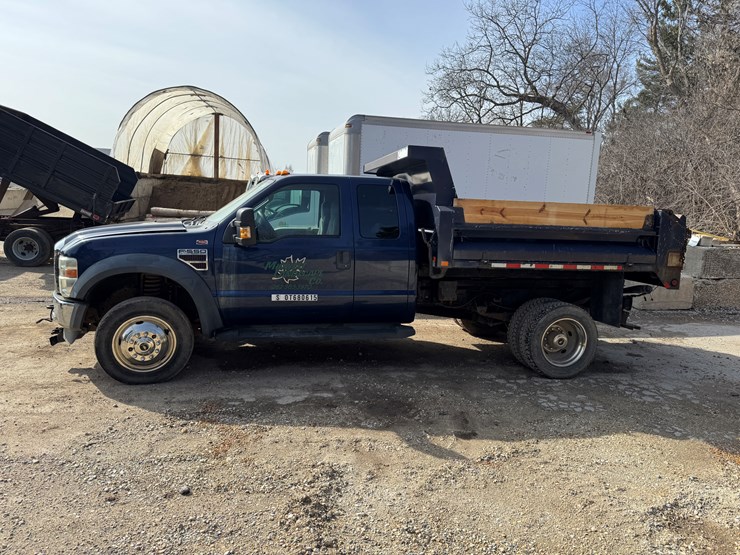 2012-ford-f550-xlt-image-9