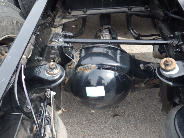 2022-kenworth-t680-image-14