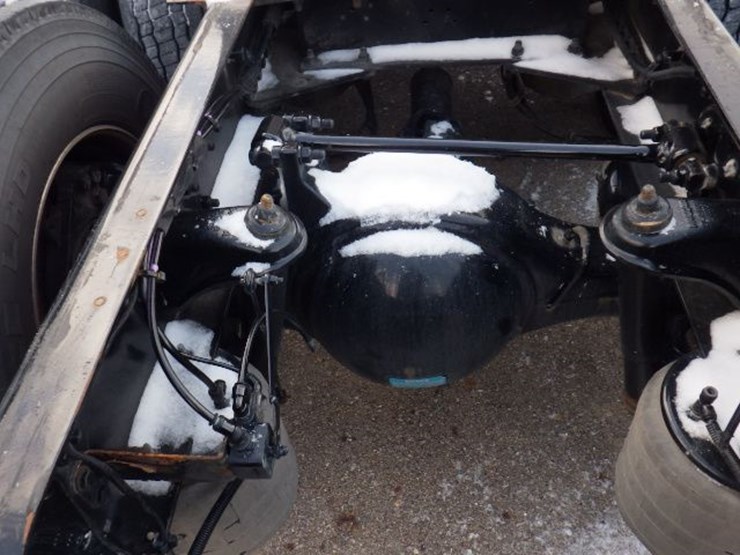 2022-kenworth-t680-image-11