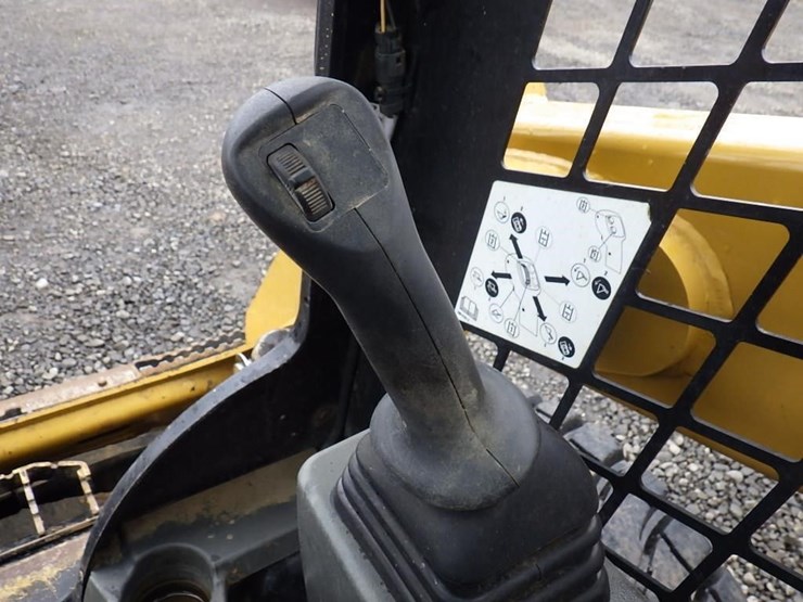 caterpillar-226d3-image-28