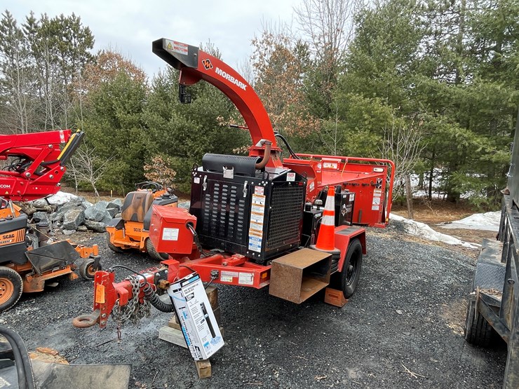 #1008-•-eeger-beever-model-1215-wood-chipper-(fall-creek,-wi)-image-1