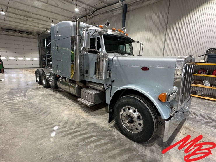 2007-peterbilt-379-image-33