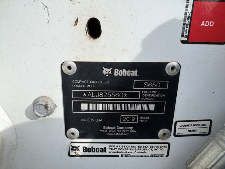 2019-bobcat-s650-image-21