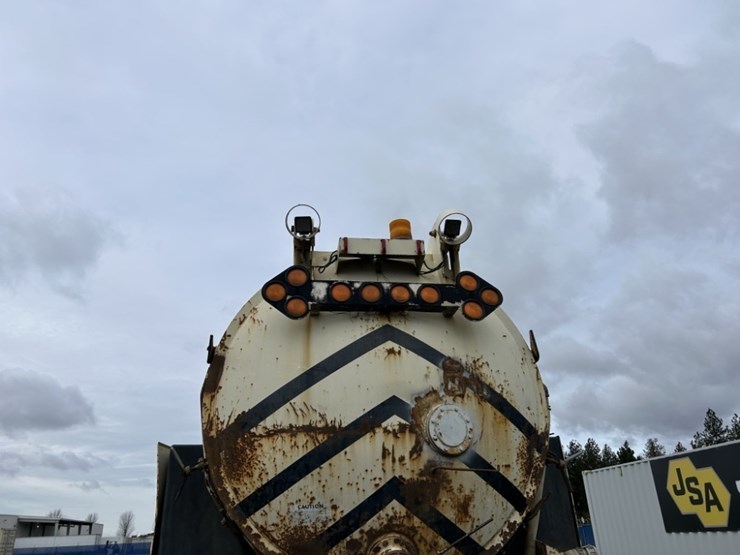 1994-ford-l8000-image-39