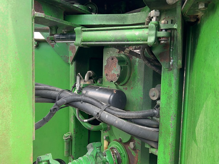 john-deere-8760-image-20