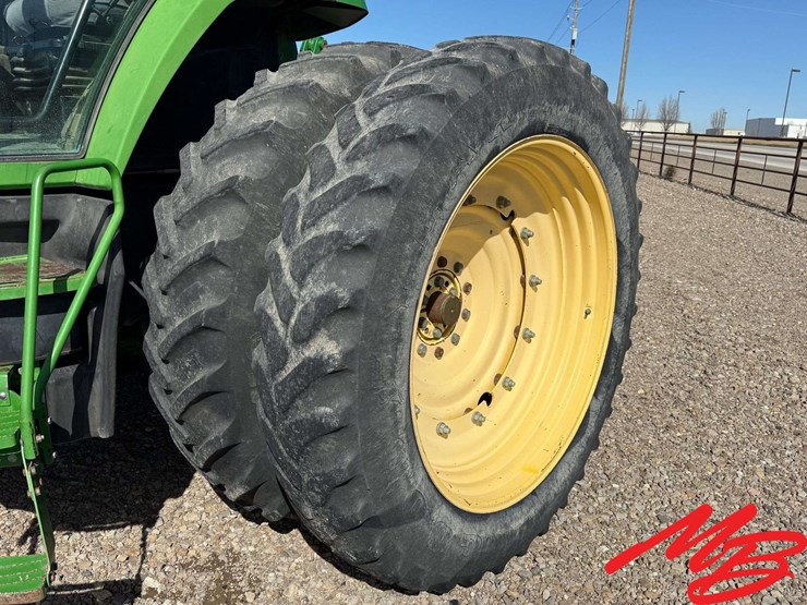 1995-john-deere-8200-image-14