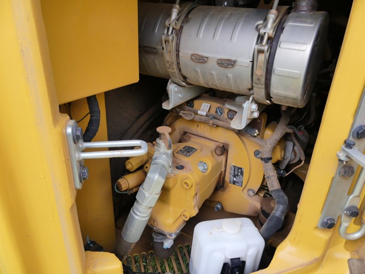 caterpillar-306-cr-image-11