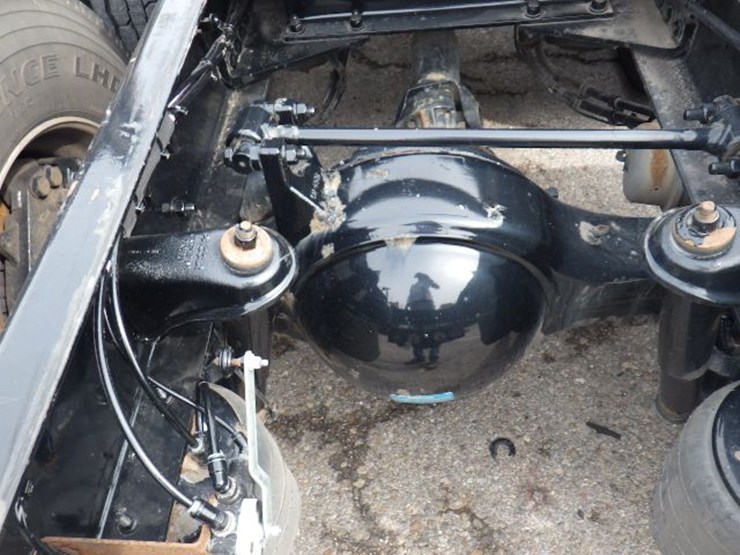 2022-kenworth-t680-image-11