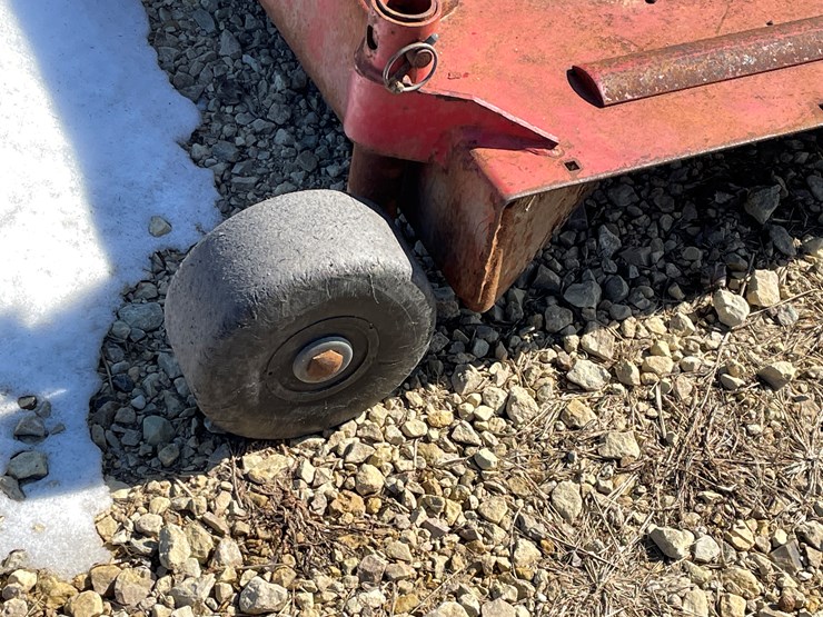 massey-ferguson-1200-image-37