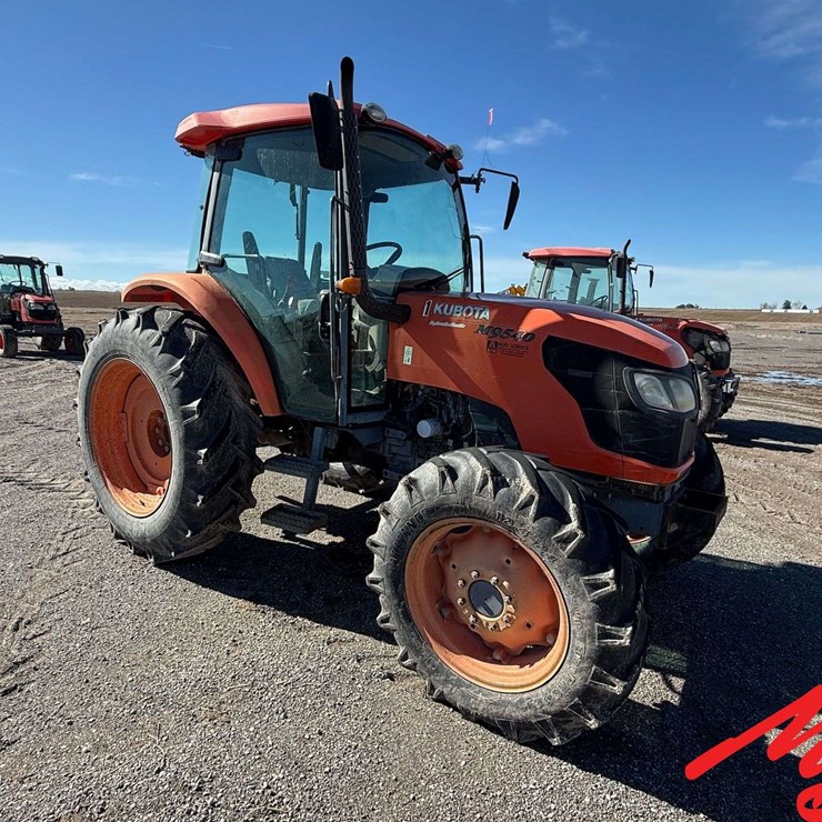 KUBOTA M9540