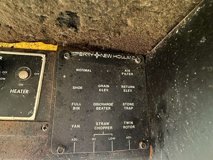 new-holland-70-image-53