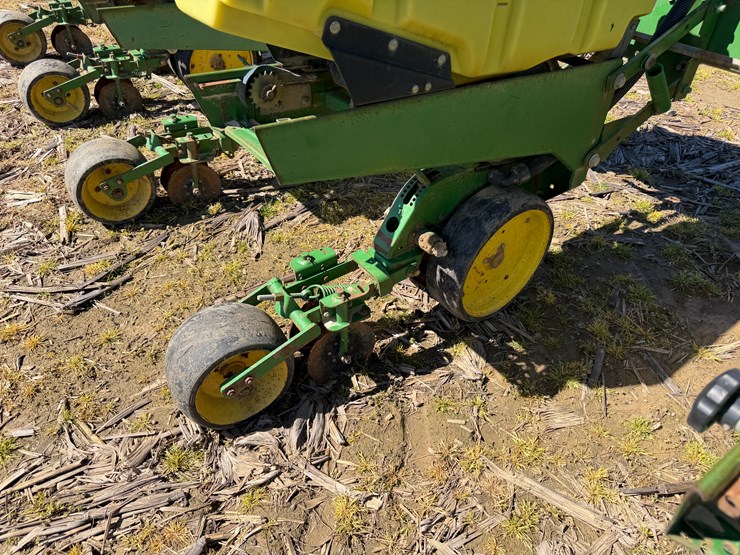 john-deere-1720-image-54