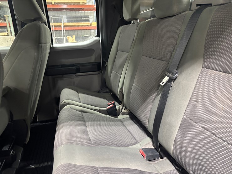 2022-ford-f550-sd-image-34