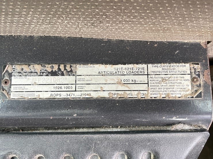 2008-case-621e-xr-image-68