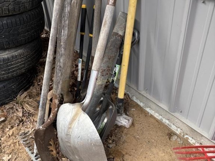 misc-yard-tools-image-3