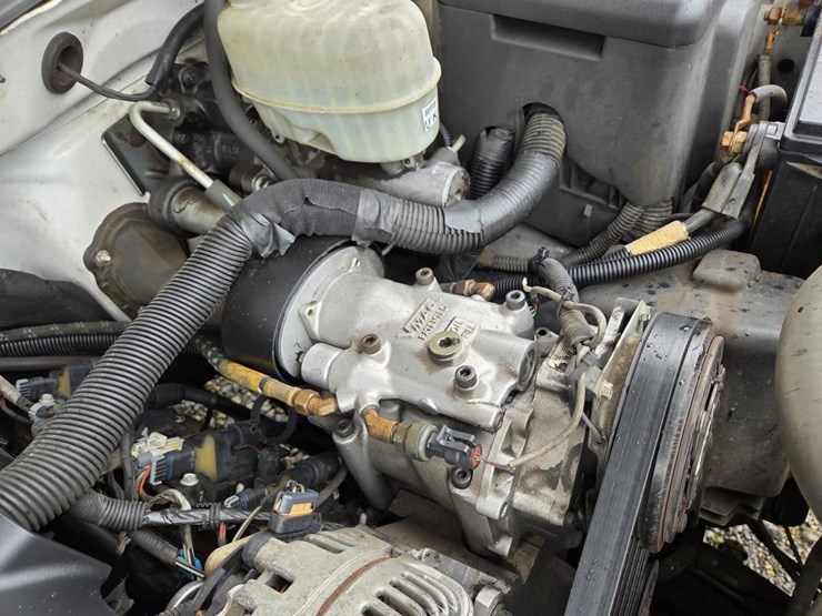 2006-chevrolet-silverado-2500hd-image-38