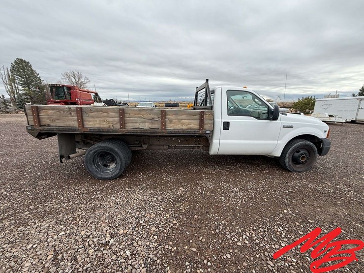 2006-ford-f350-image-5