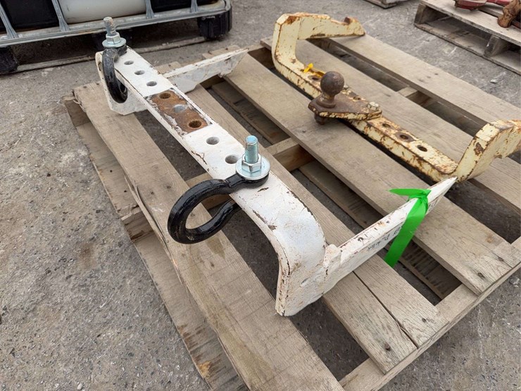 (2)-international-fast-hitch-image-2