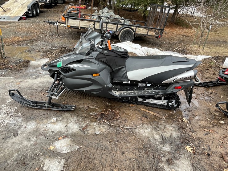 #1006-•-2006-yamaha-apex-gt-snowmobile-(fall-creek,-wi)-(no-registration-card)-image-8