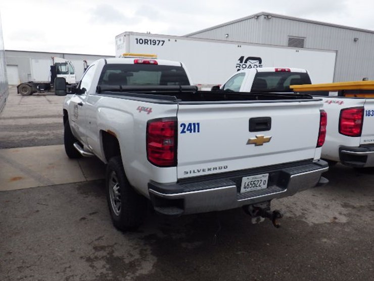 2015-chevrolet-silverado-3500-image-8