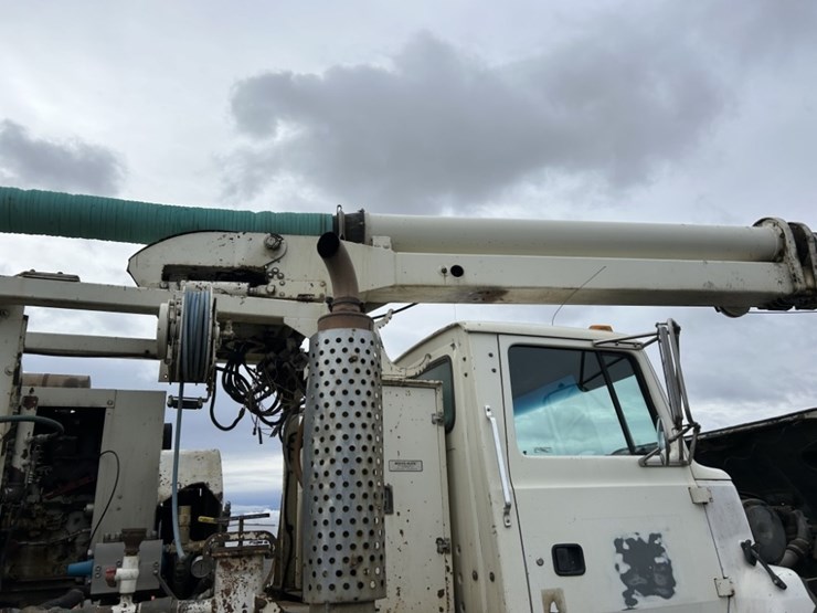 1994-ford-l8000-image-44