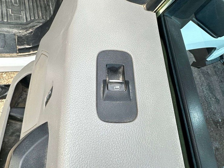 2019-ford-f250-xl-image-38