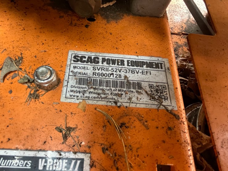 #1015-•-scag-v-ride-lawn-mower-(fall-creek,-wi)-image-37