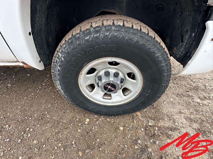 2007-gmc-3500-image-12