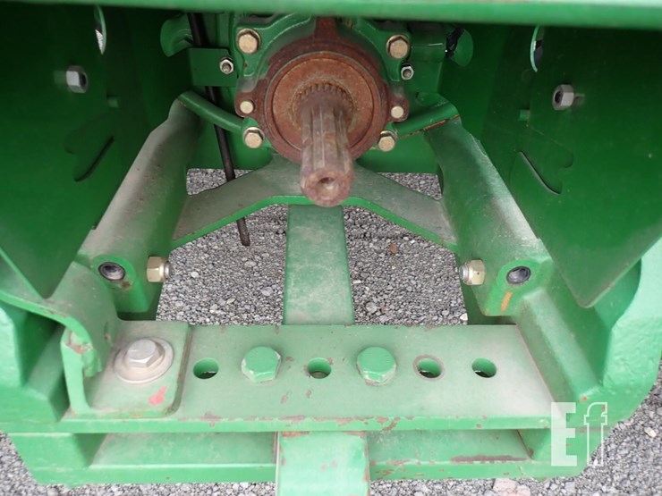john-deere-8260r-image-17