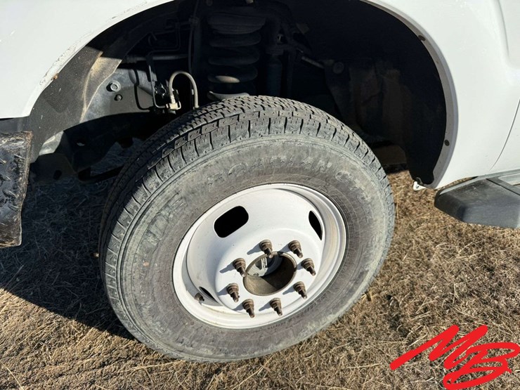 2012-ford-f350-image-10