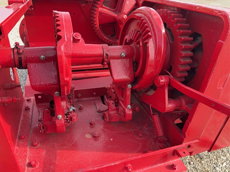 international-baler-image-18