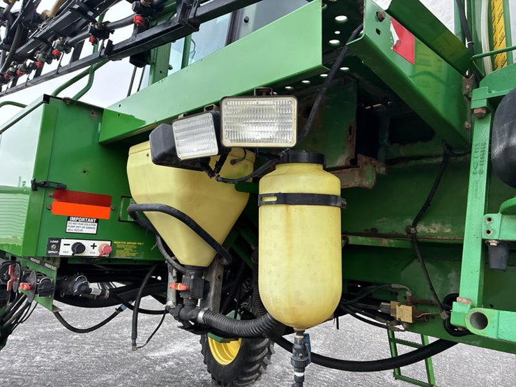 1998-john-deere-4700-image-32