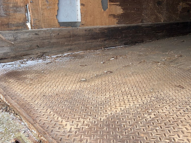 28'-single-axle-pup-trailer-for-storage-image-16